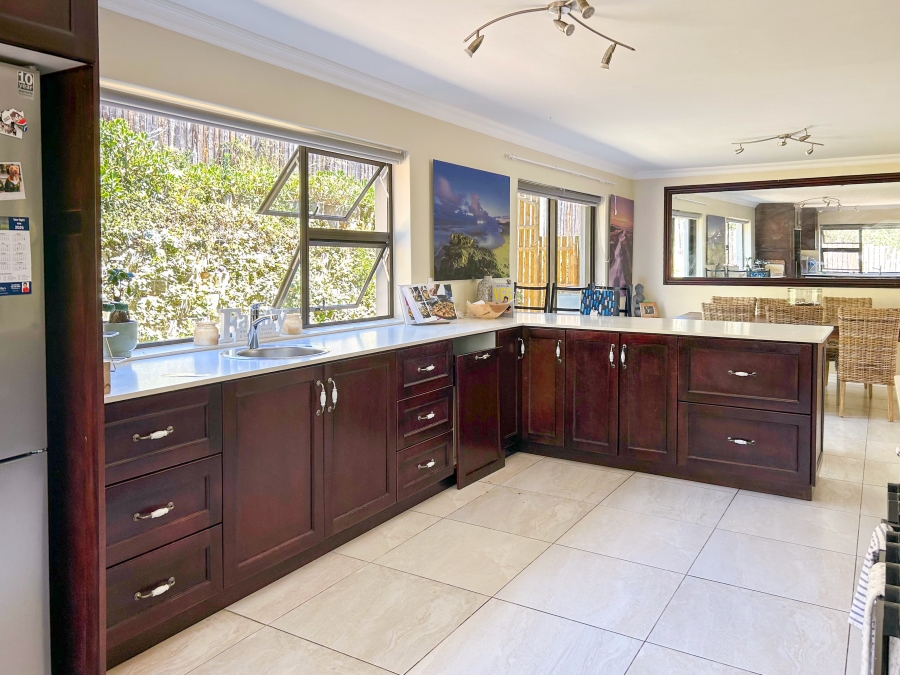 5 Bedroom Property for Sale in Knysna Heights Western Cape